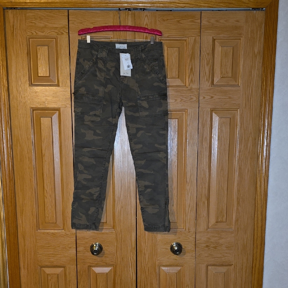 Joie Camouflage Cargo Pants